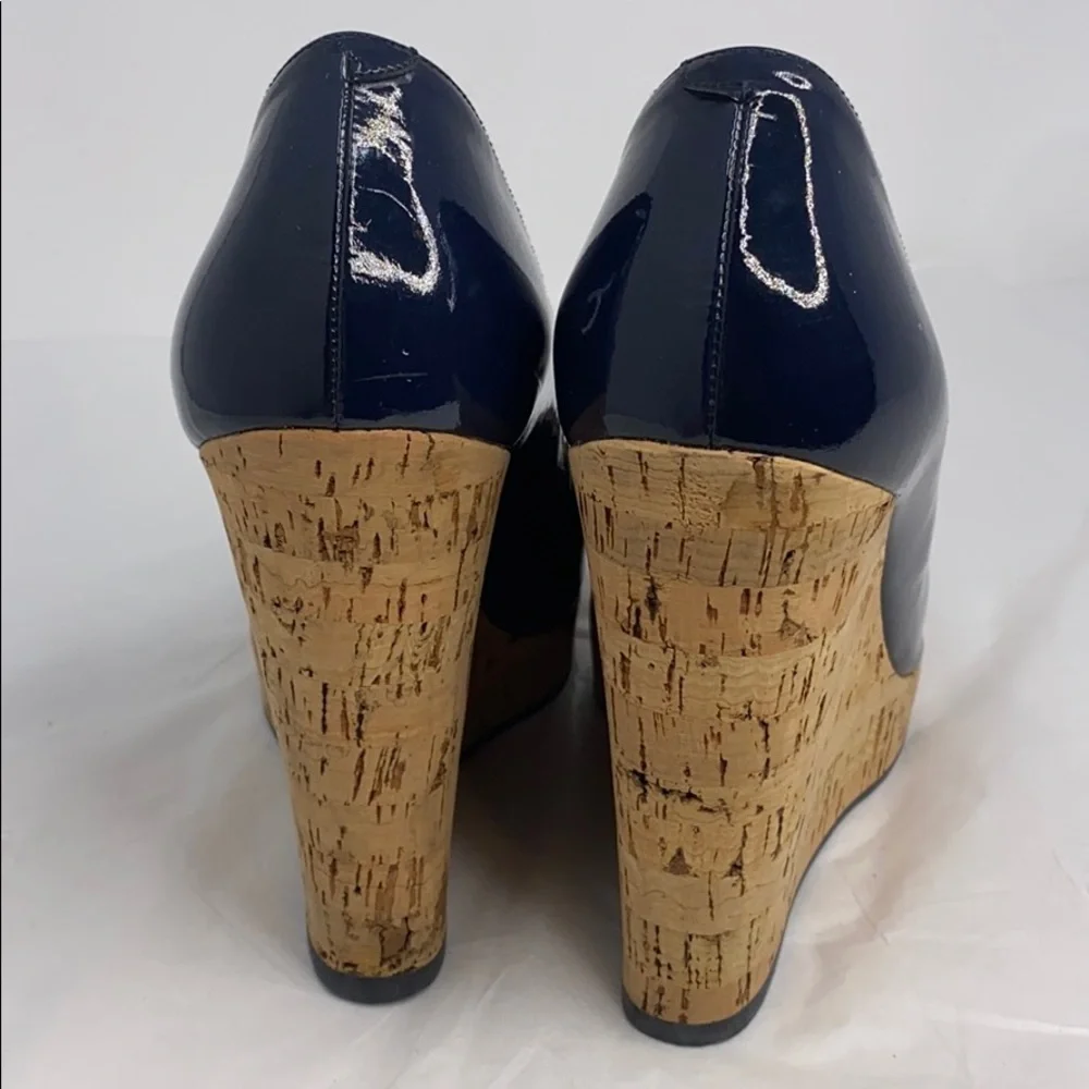YSL Yves Saint Laurent 39 Navy Blue Patent Wedge